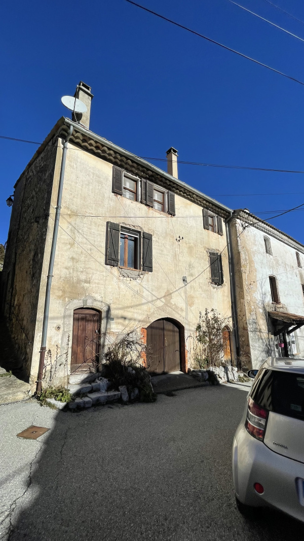 Offres de vente Maison de village Valderoure 06750